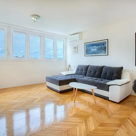 No.15 Appartement